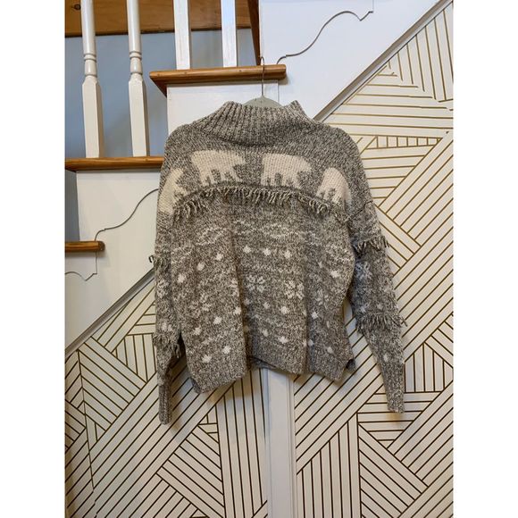 LOFT Sweaters - Loft Turtleneck Polar Bear Tassel Sweater